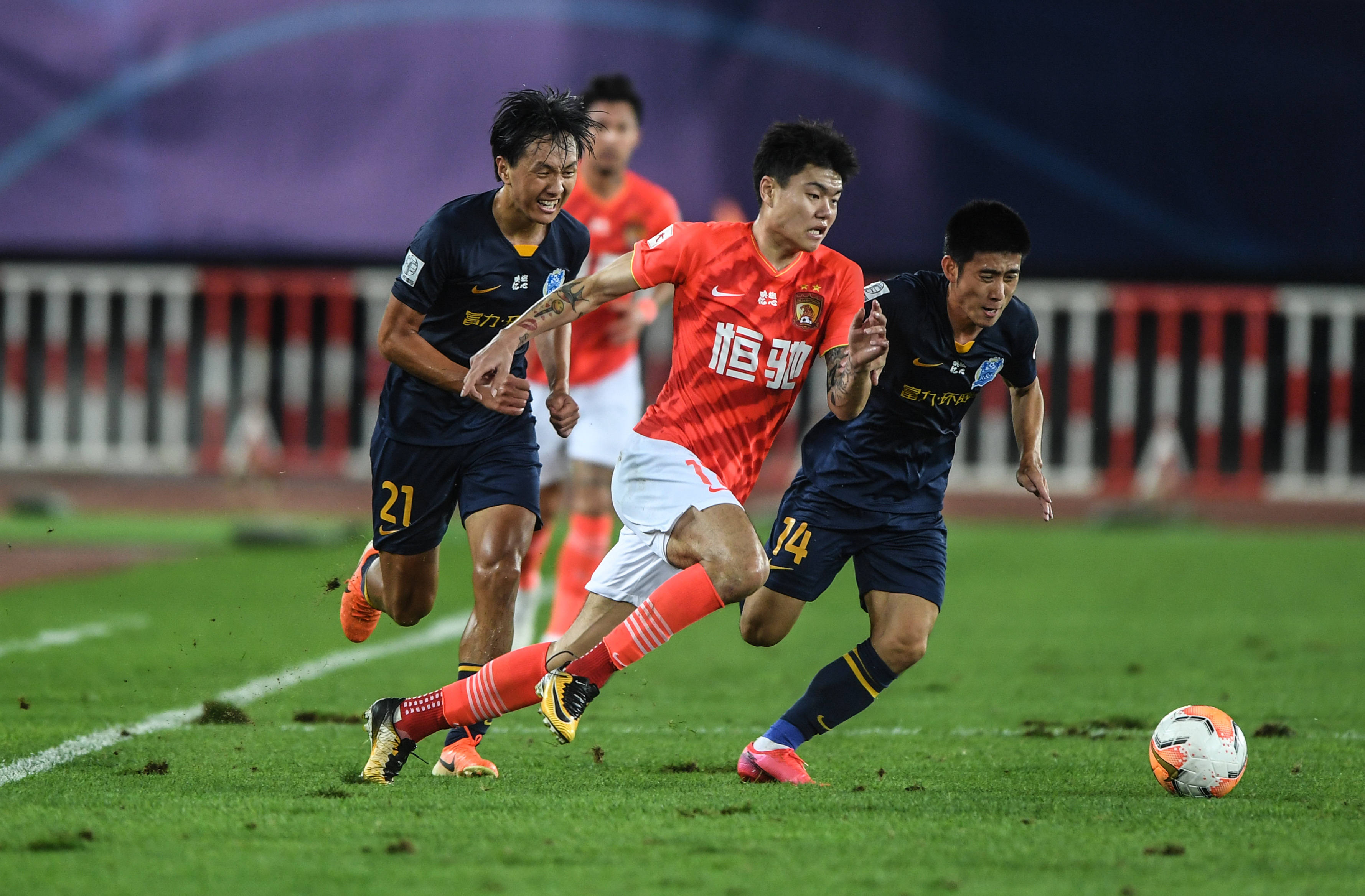 比赛精彩瞬 比赛精彩瞬